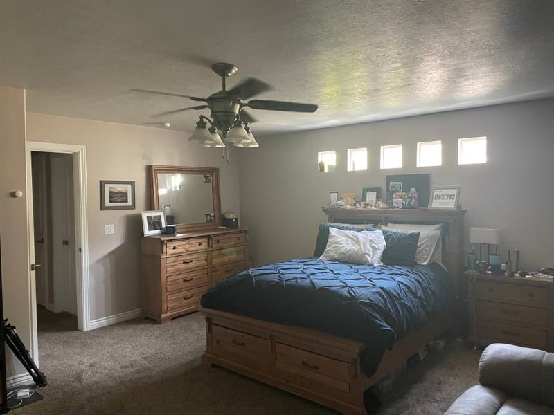 561 E Purple Lilac Ln - Photo 5 of 10