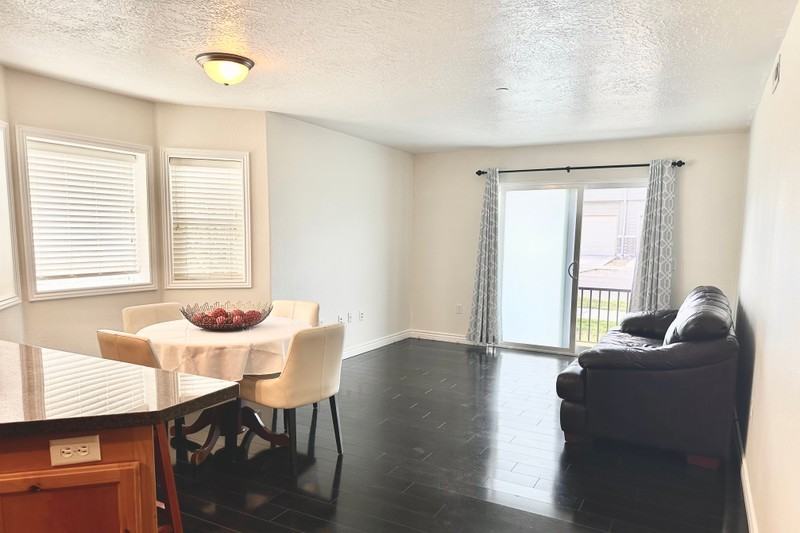90 E Resaca Dr - Photo 5 of 28