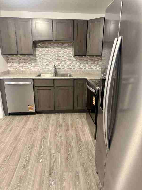 1131 W High Plains Dr - Photo 3 of 11