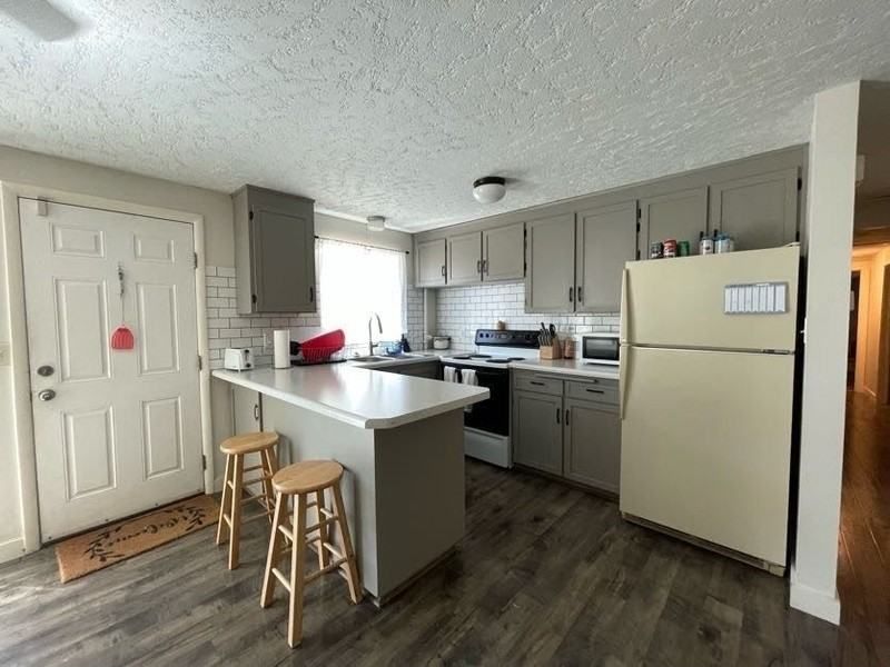 4035 Brinker Ave - Photo 6 of 7