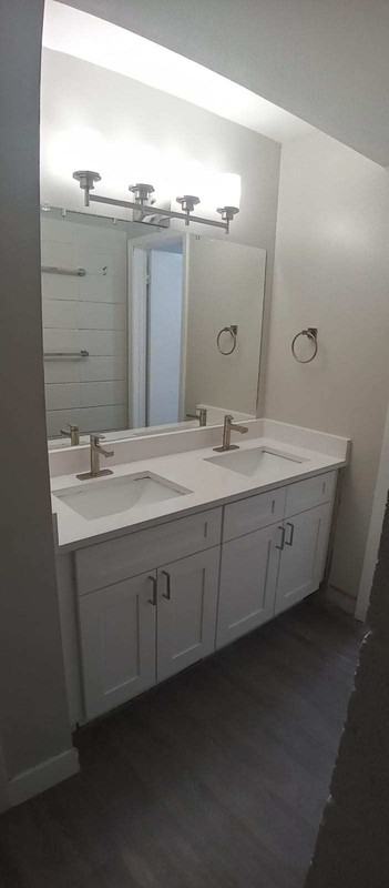 1305 N Canyon Rd #1 - Photo 7 of 12