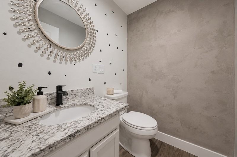 7473 S Bromley Rd - Photo 4 of 16