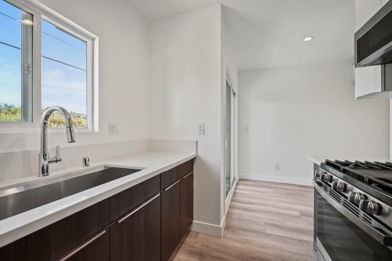2561 W Avenue #1 - Photo 2 of 47