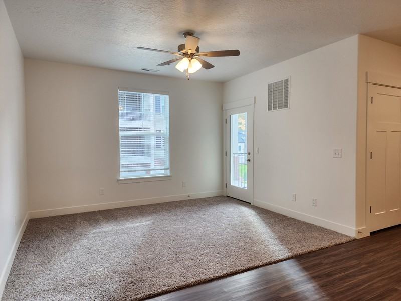 4735 S Alder Dr #F204 - Photo 6 of 37