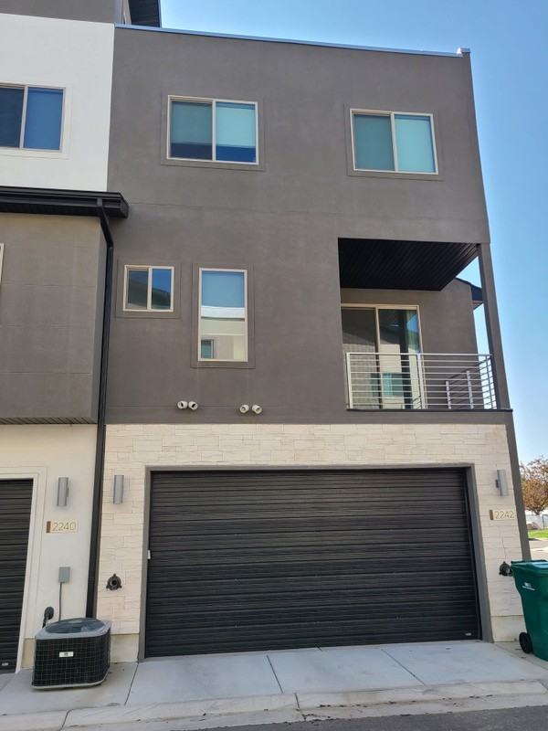 2242 Nw - Photo 4 of 17