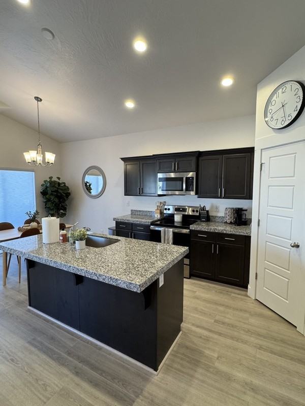 7258 N Crystal Brook Dr - Photo 5 of 19