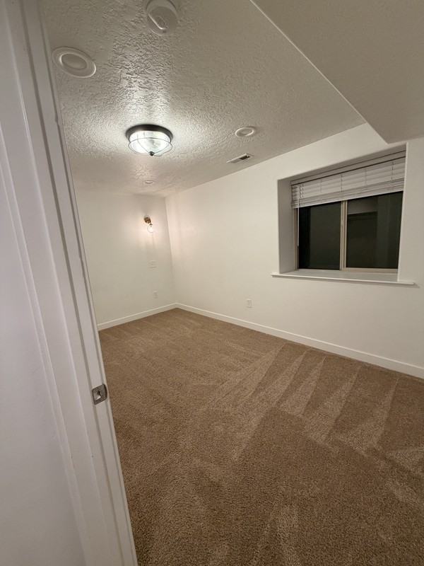 655 Sunset Dr #2 - Photo 3 of 11