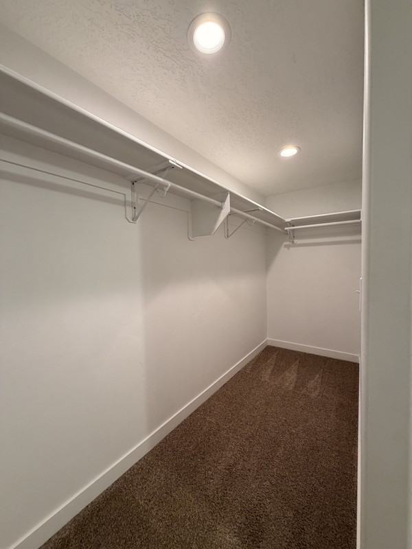 655 Sunset Dr #2 - Photo 5 of 11