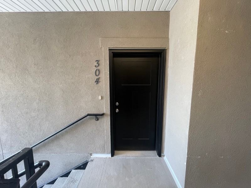 1382 Nw #304 - Photo 3 of 14