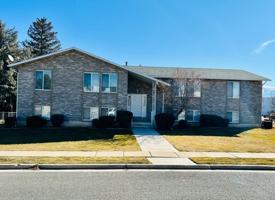 featured image of 4586 Sw #2