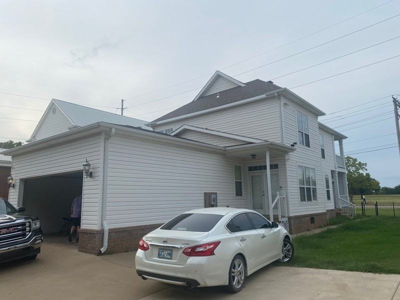 121 W Lakeview Rd - Photo 2 of 14