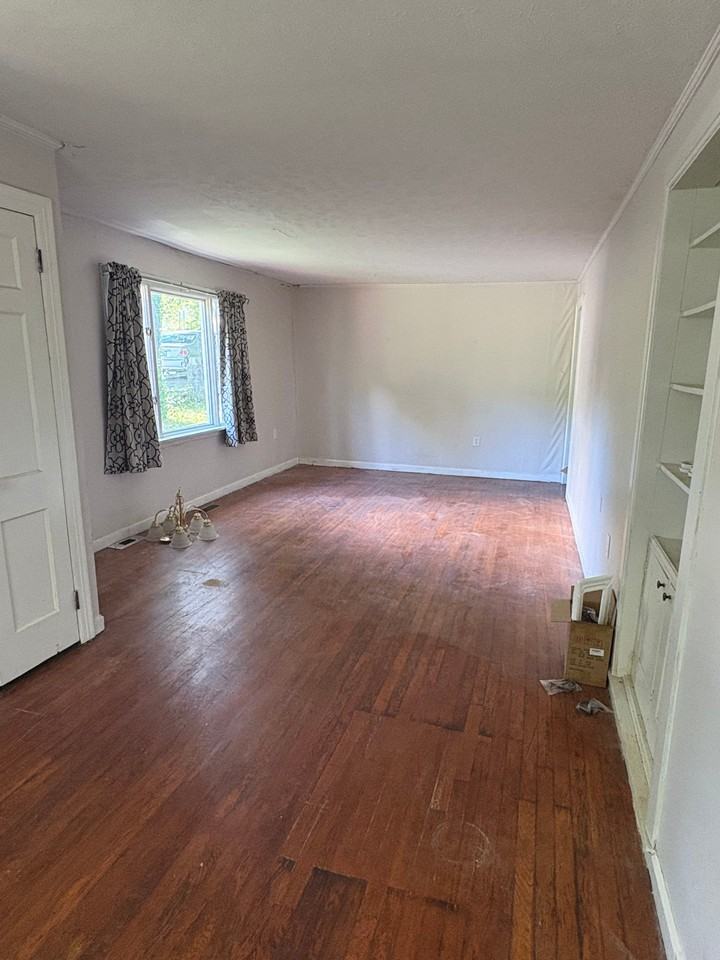117 Old Lair Rd - Photo 2 of 10