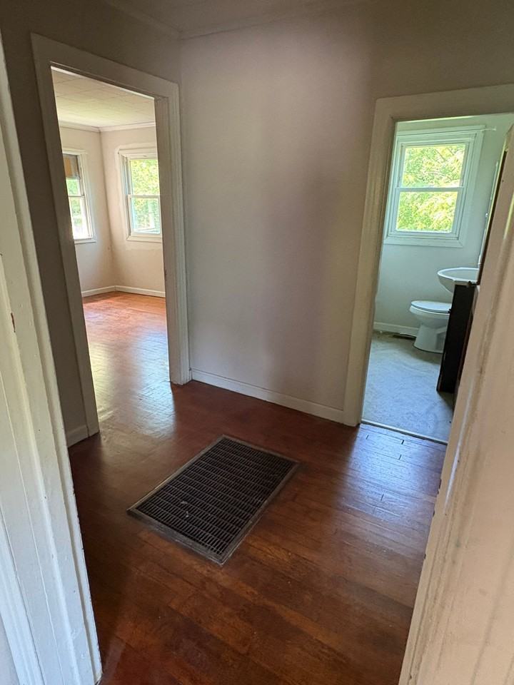 117 Old Lair Rd - Photo 3 of 10