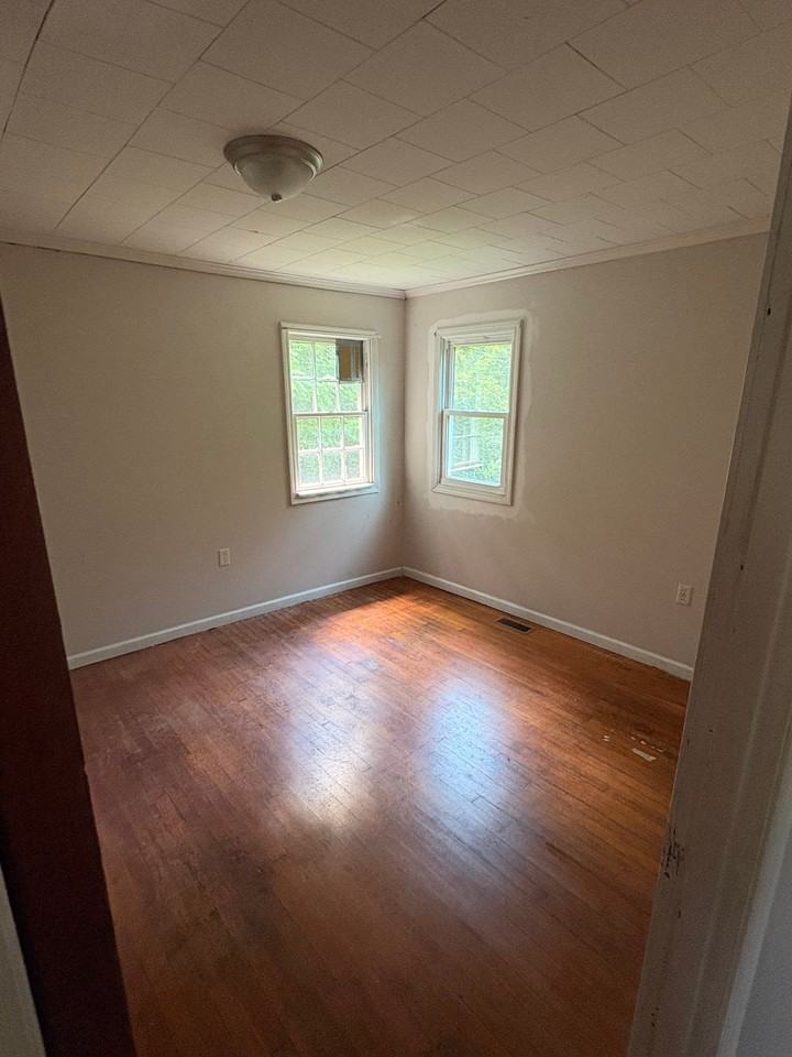 117 Old Lair Rd - Photo 5 of 10