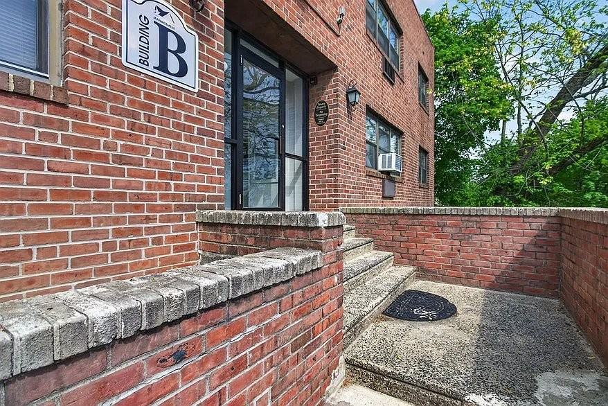 1360 Edgewood Ave #1360B - Photo 2 of 12