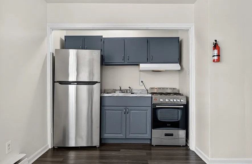 1360 Edgewood Ave #1360B - Photo 3 of 12