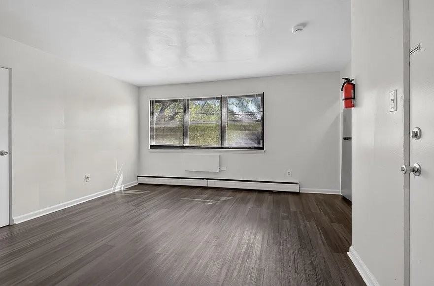 1360 Edgewood Ave #1360B - Photo 6 of 12