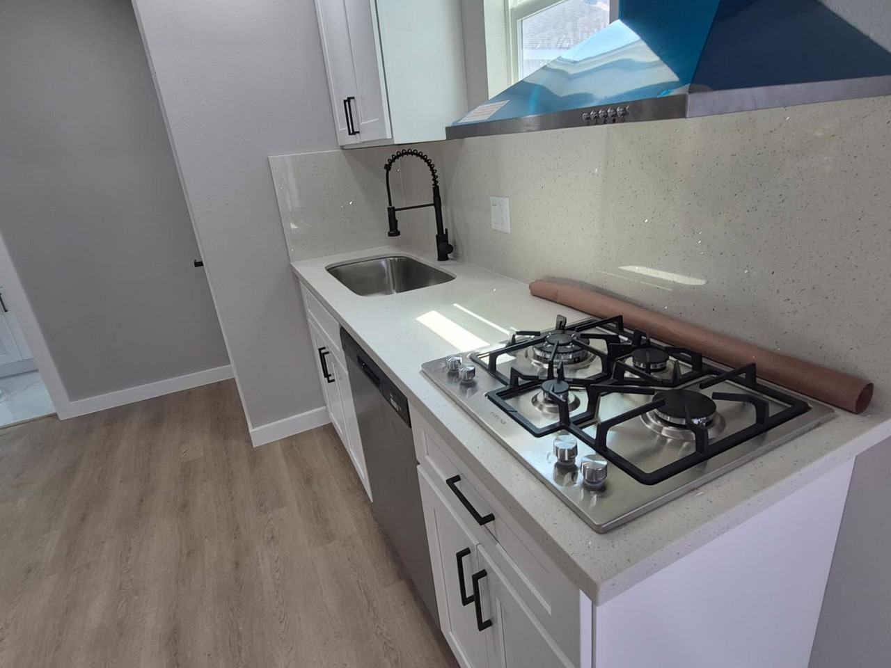 111 S 70th St #3 - Photo 3 of 12
