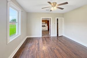 featured image of 663 Victory Dr