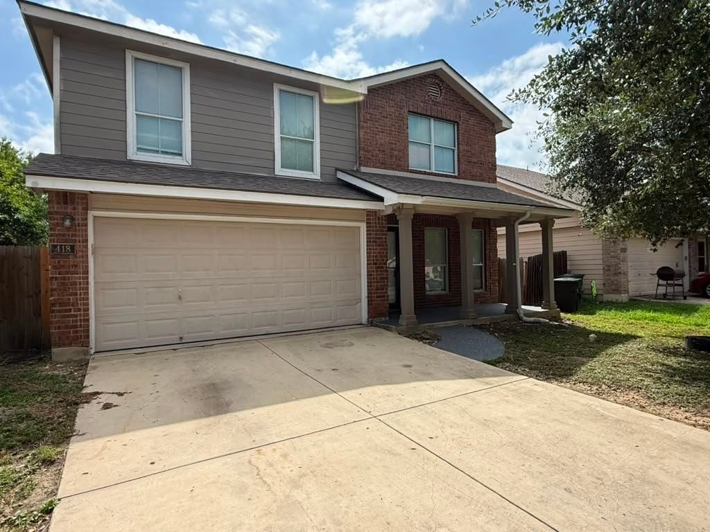 418 Golden Walk - Photo 2 of 20