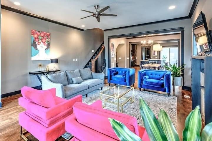 1703 Hillside Ave - Photo 3 of 19