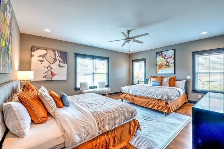 1703 Hillside Ave - Photo 6 of 19