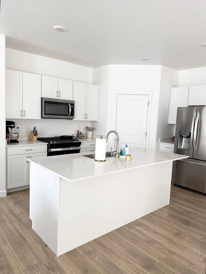 3885 Wn - Photo 4 of 13
