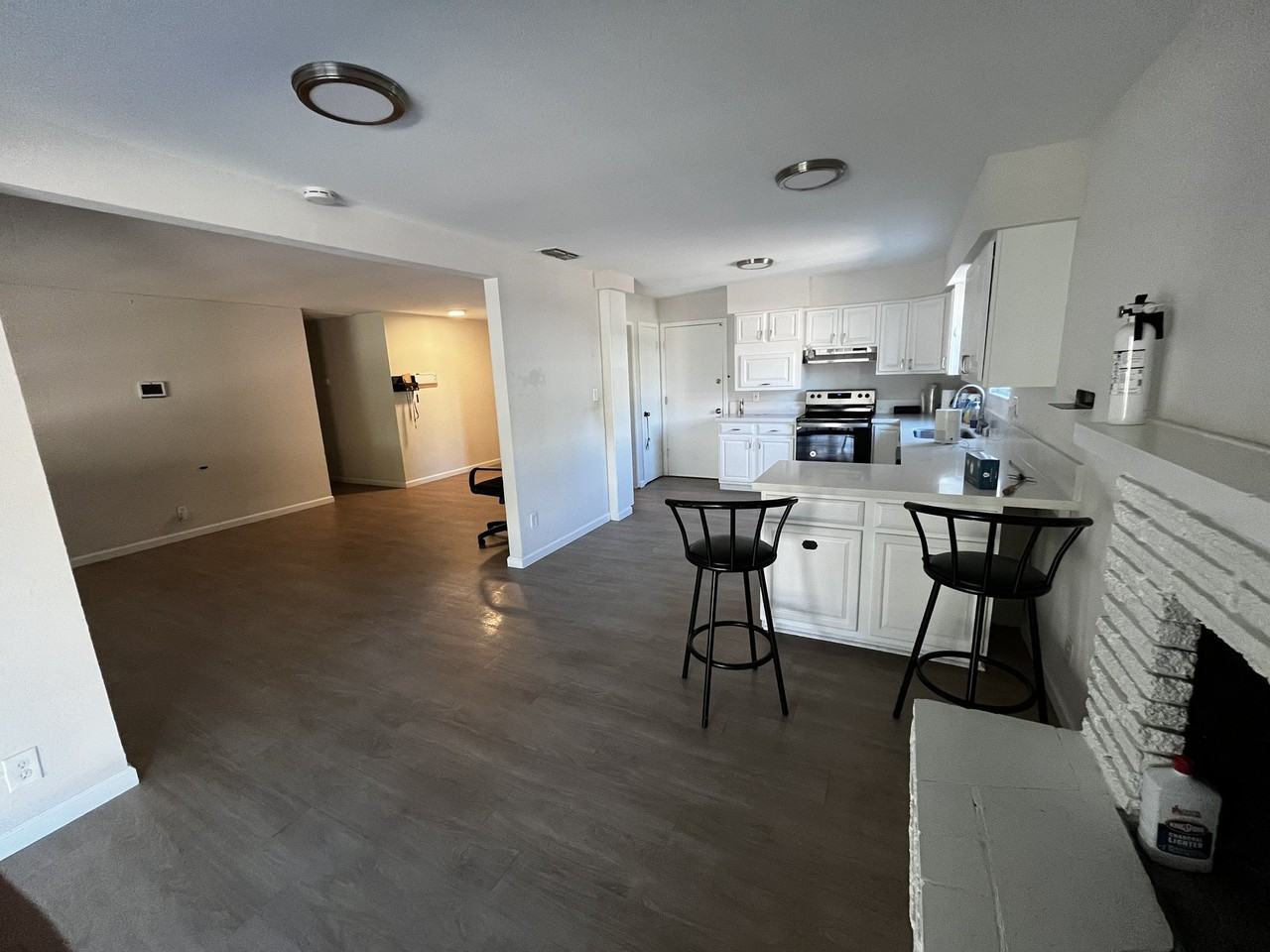 2333 Zinfandel Dr - Photo 4 of 19