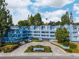 featured image of 1501 Brea Blvd #44