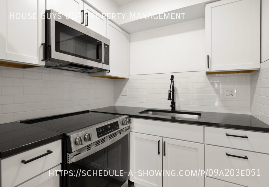 Hampton Court Apartments - Photo 2 of 10