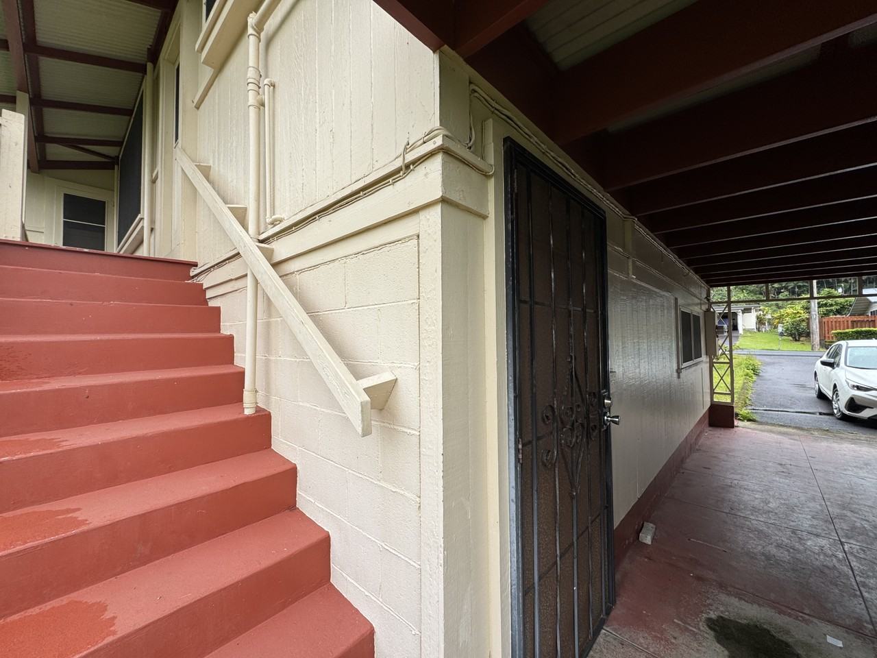 100 Laukona St #B - Photo 4 of 19