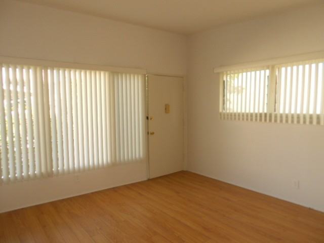 1459 S Westgate Ave #2 - Photo 5 of 26