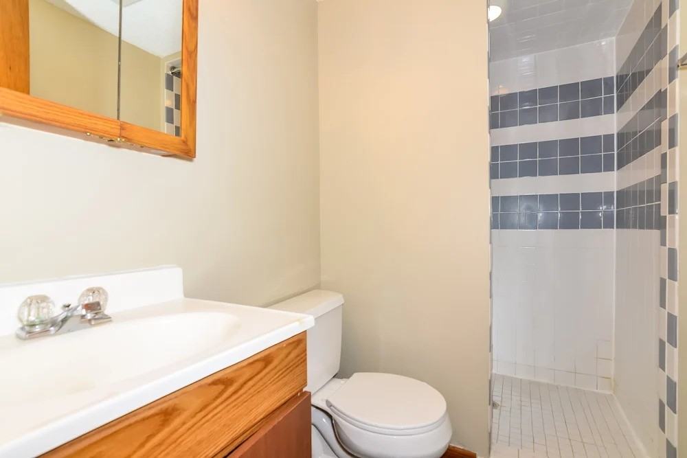 15688 Cumberland Ave W #NA - Photo 4 of 8