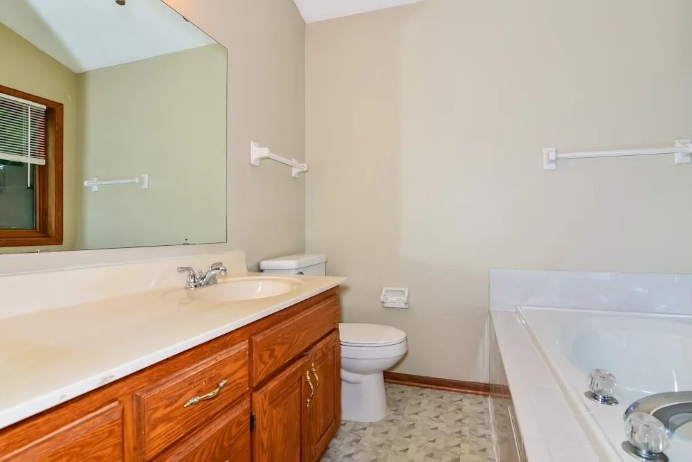 15688 Cumberland Ave W #NA - Photo 6 of 8