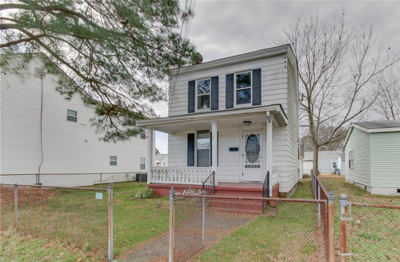 742 Potomac Ave - Photo 2 of 8