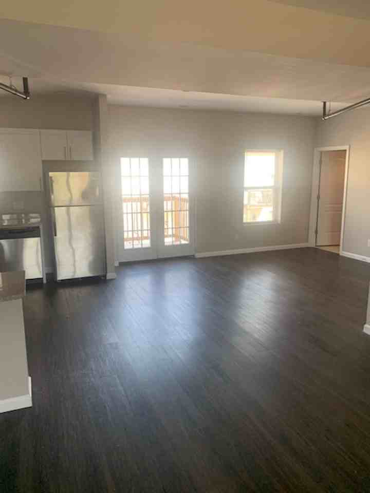 Berthold Townhomes - Photo 7 of 48