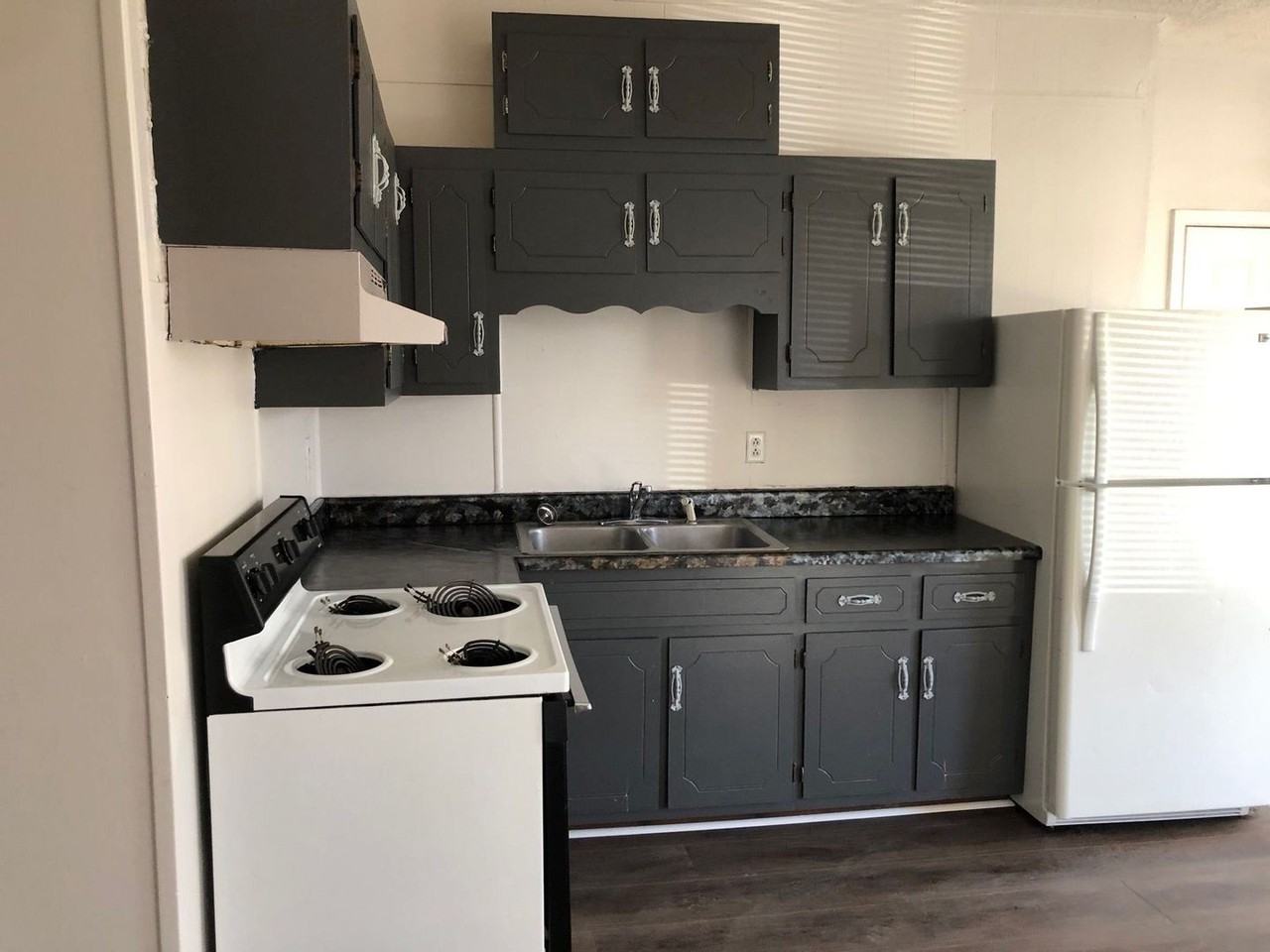 Forest St - 809 (x4) - Photo 4 of 14
