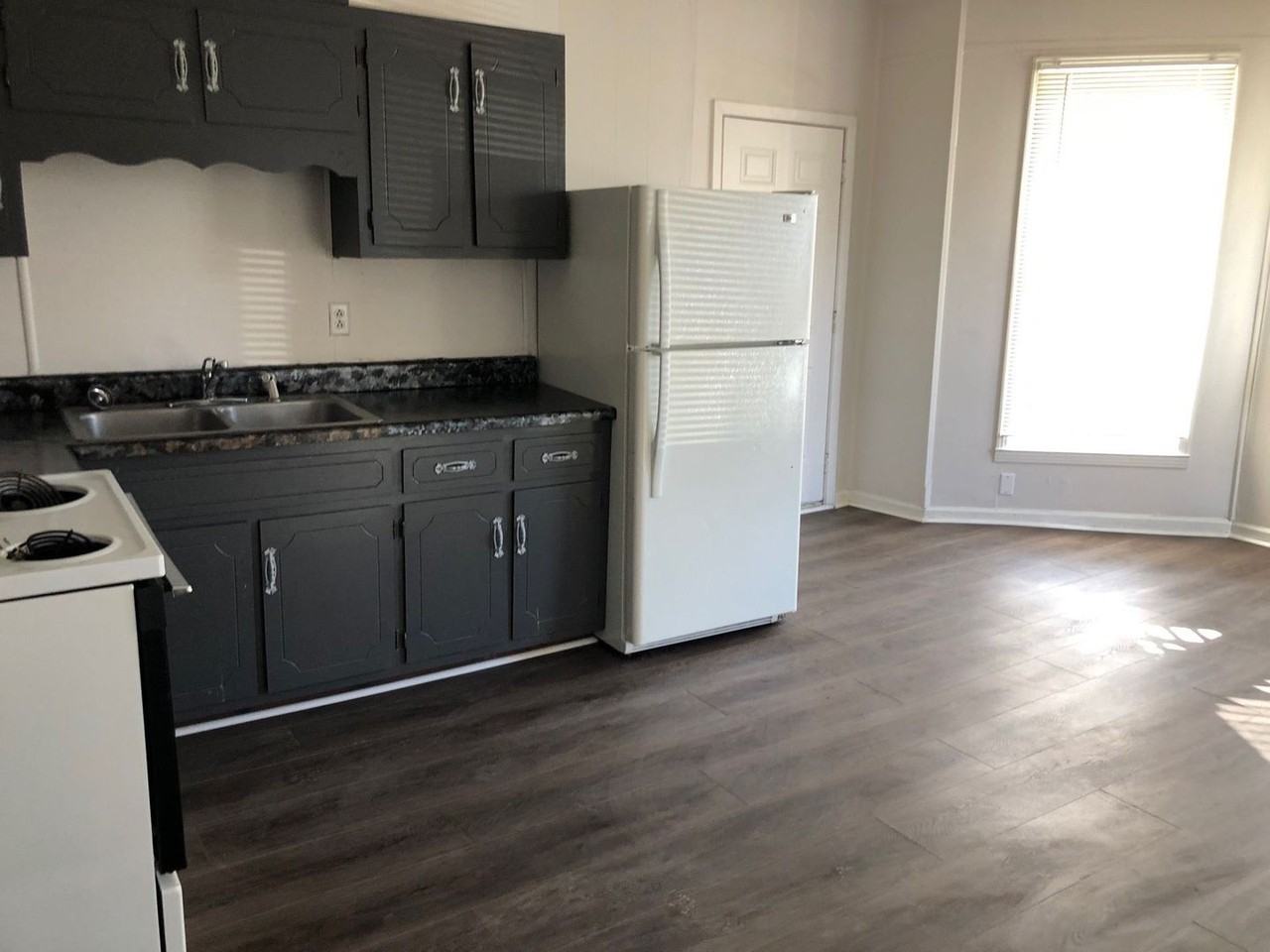 Forest St - 809 (x4) - Photo 5 of 14