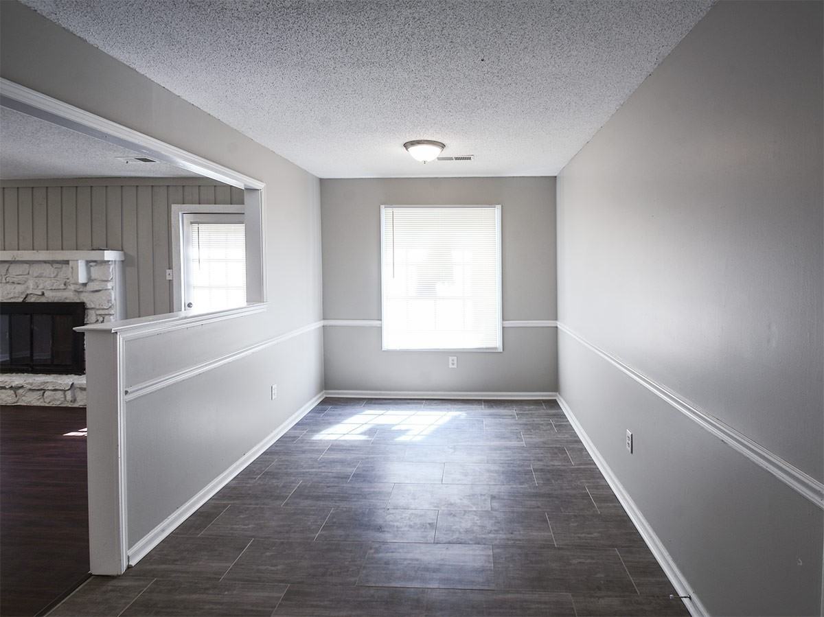 3046 Ridgeway Rd - Photo 7 of 16