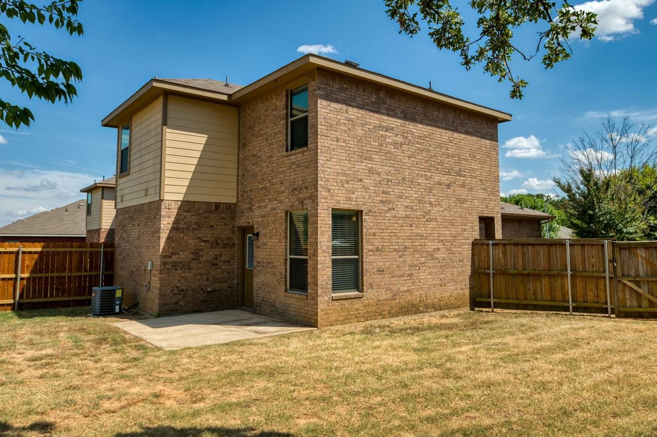 1430 Piedmont Dr - Photo 6 of 45