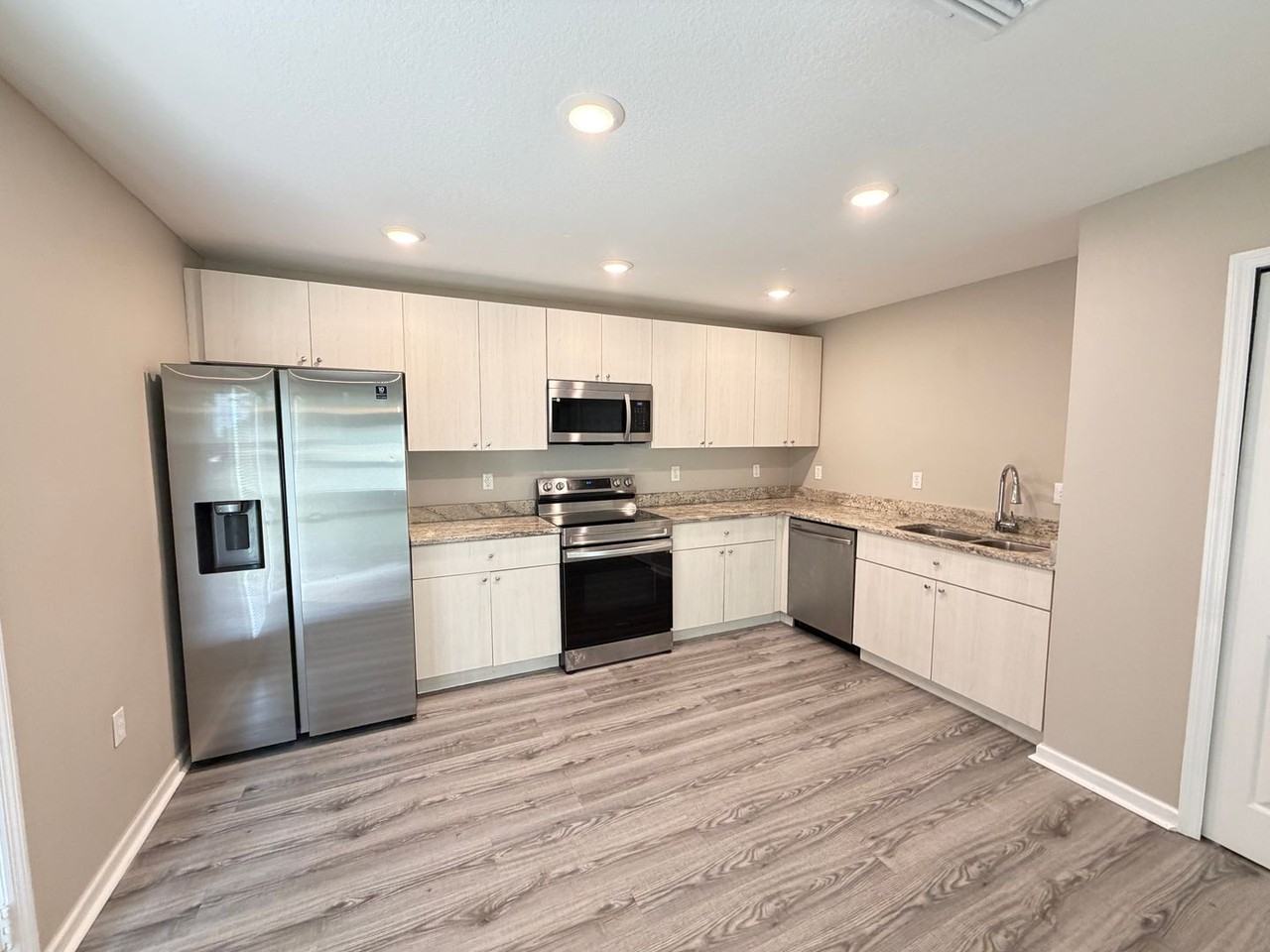 13481 Sw 60th Avenue Rd - Photo 3 of 19
