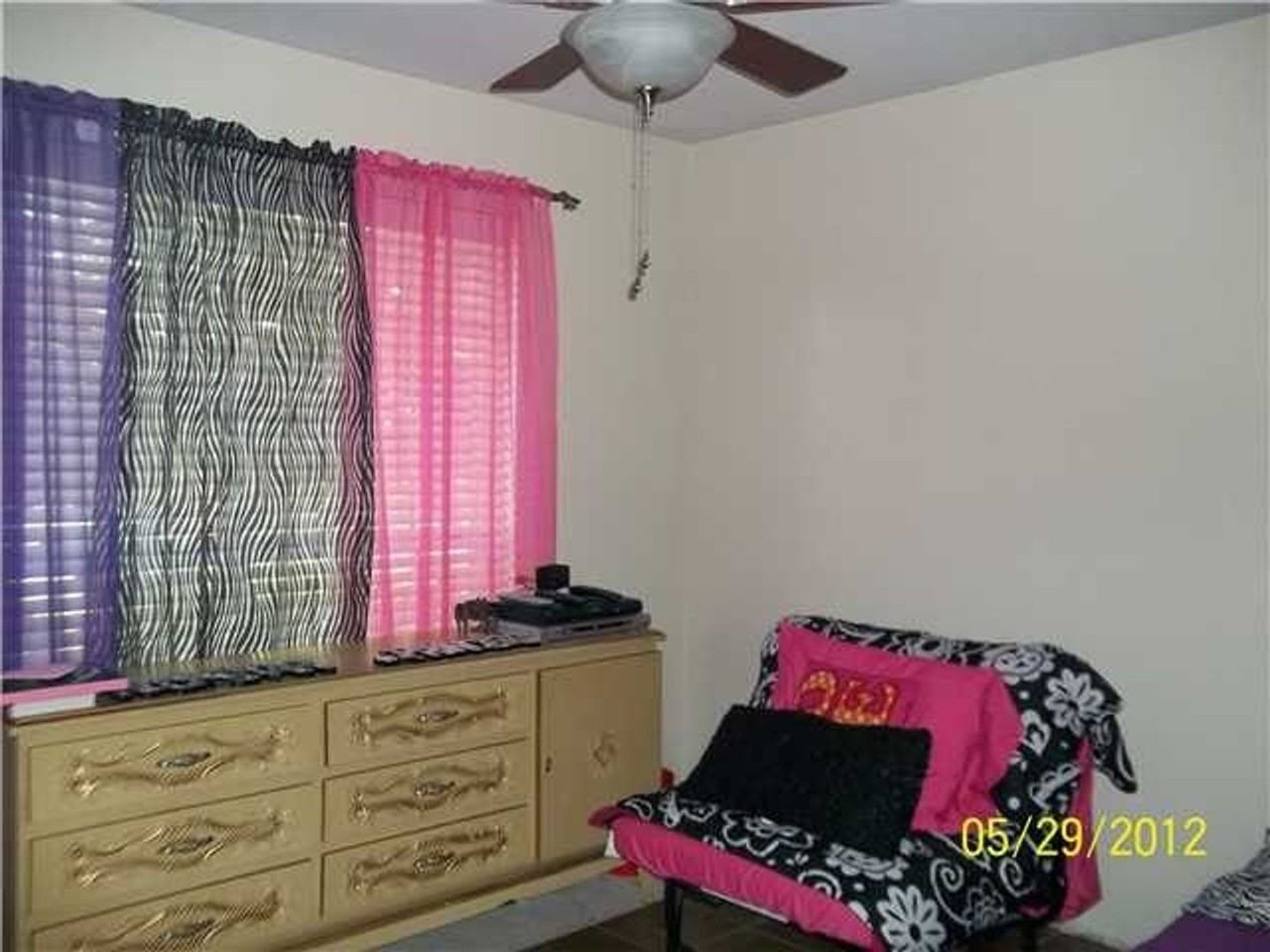 17338 Tobermory Dr - Photo 5 of 8