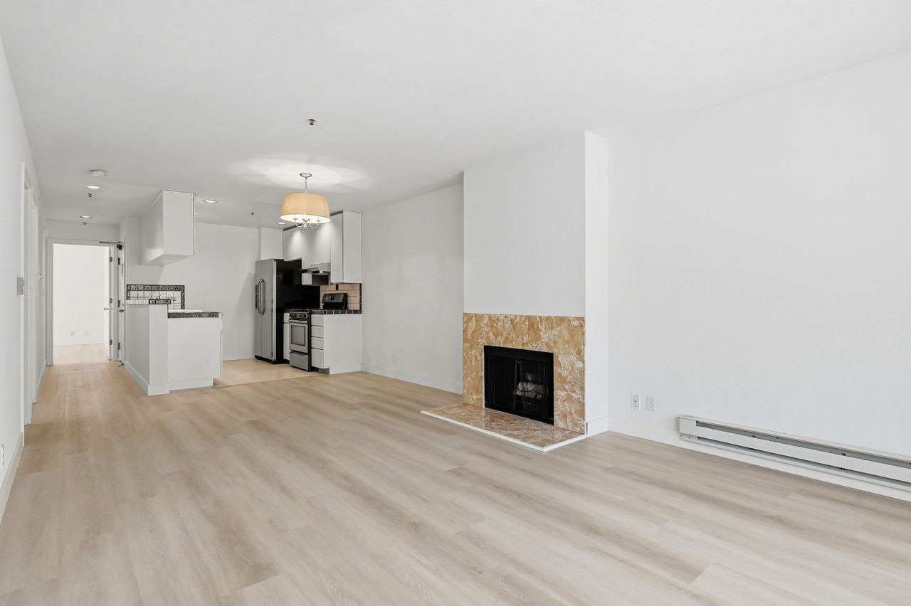 3301 Mission St #302 - Photo 2 of 18