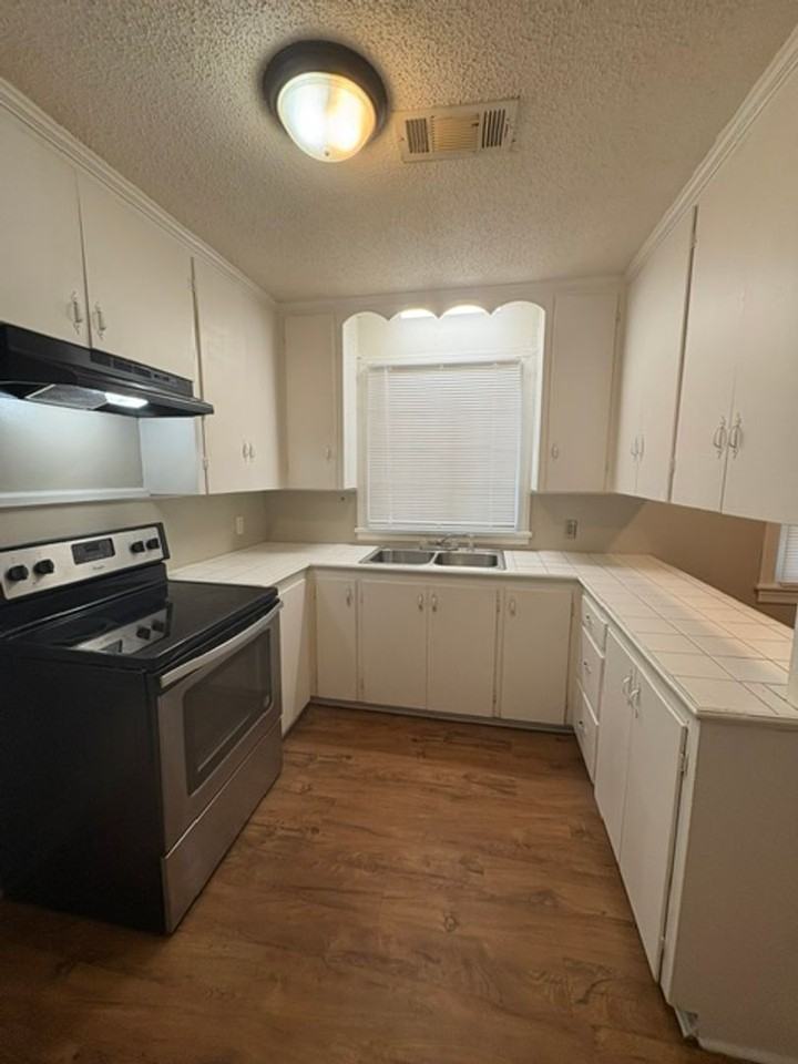 1002 Chickasaw Trl - Photo 6 of 18