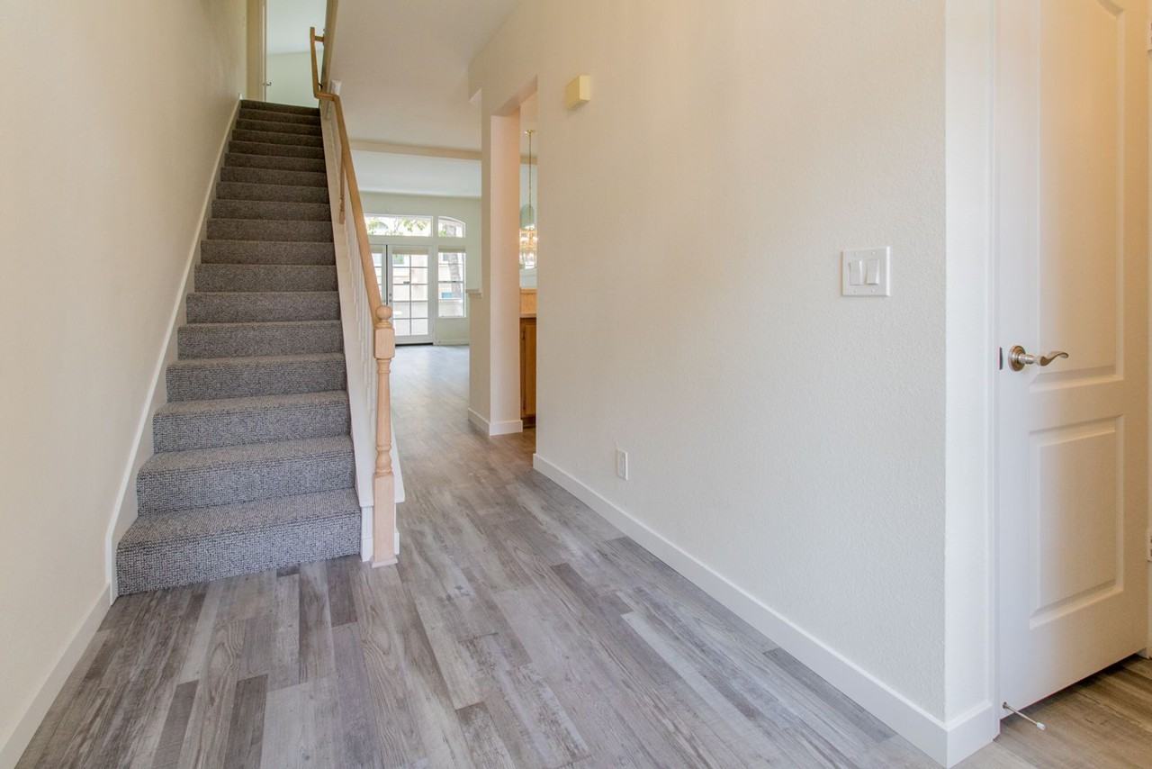 11066 Portobelo Dr - Photo 4 of 35