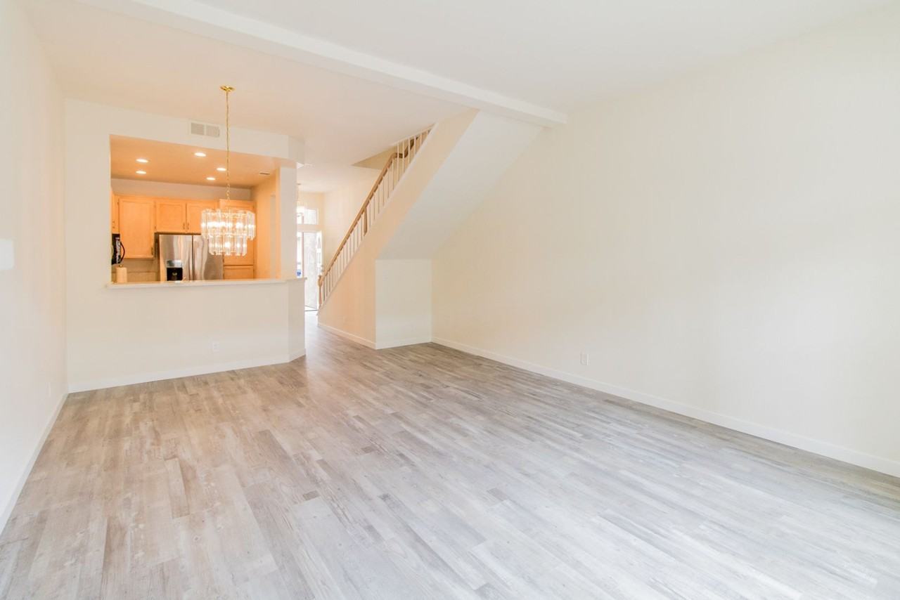 11066 Portobelo Dr - Photo 6 of 35