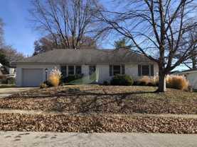 805 Sw Lea Dr - Photo 1 of 1