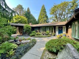 featured image of 8611 Ne 26th Pl