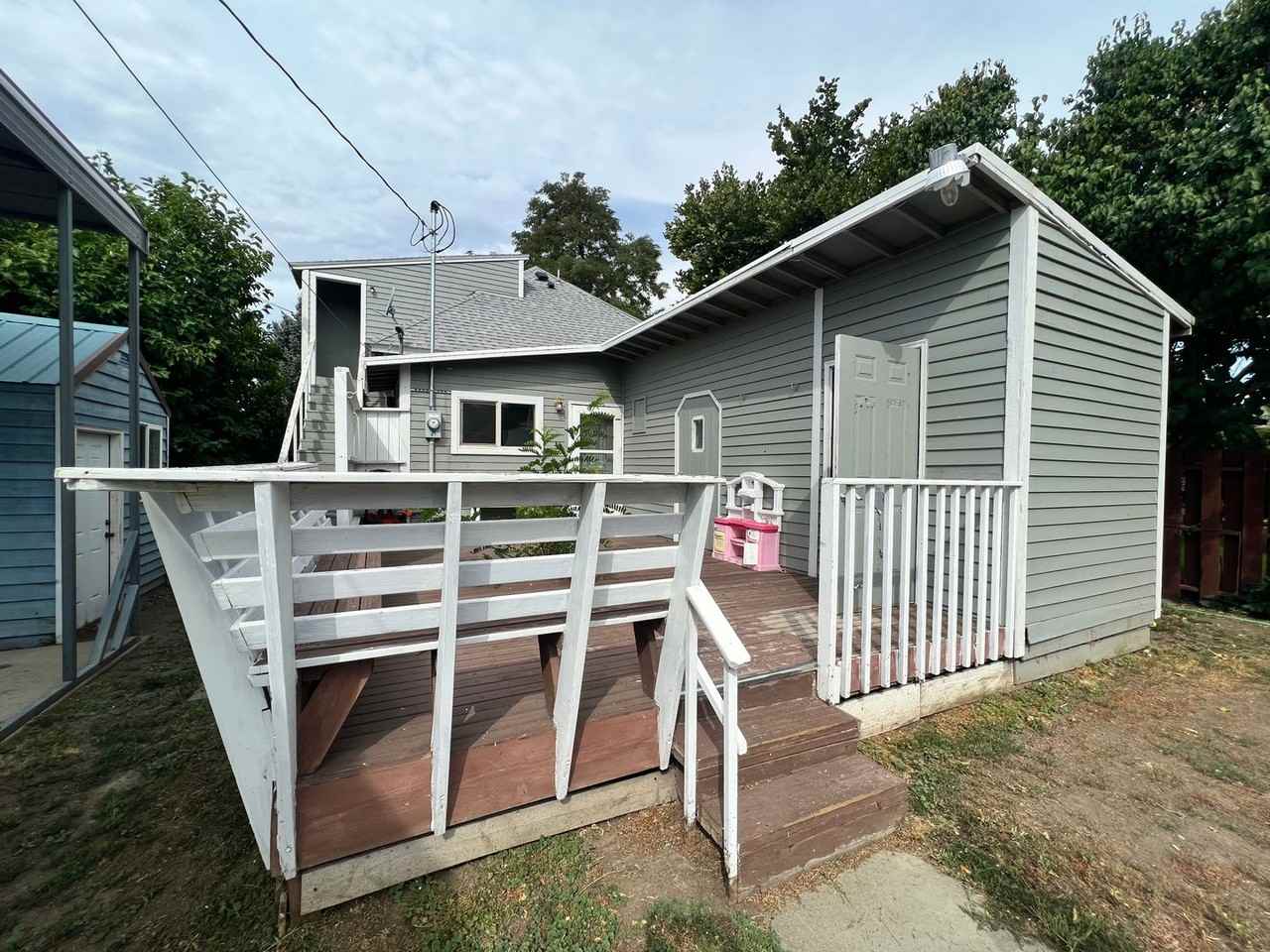304 S Anderson St - Photo 4 of 46