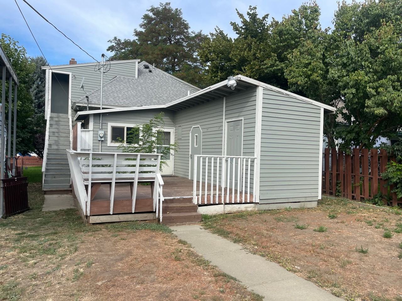 304 S Anderson St - Photo 5 of 46